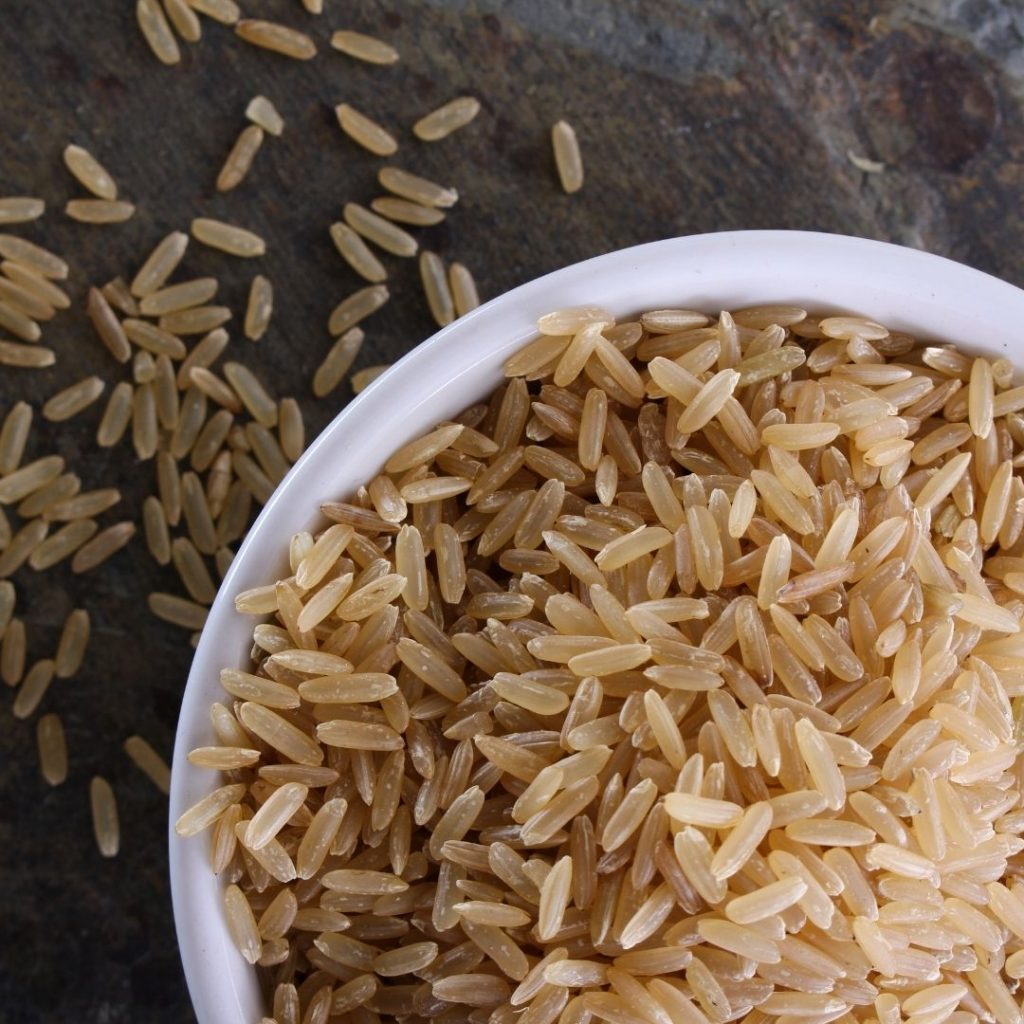 Ryż brązowy (naturalny) to ryż bardzo bogaty w składniki odżywcze.